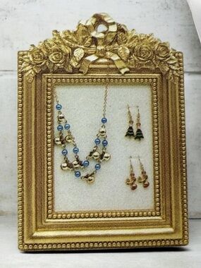 Earrings jewelry Holder Gold Wedding Display ornate Stand Frame antique style……
